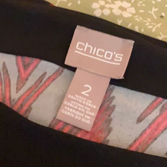 CHICOS SIZE 2 tunic style top in red & black with 3/4 length sleeves - Picture 10 of 12